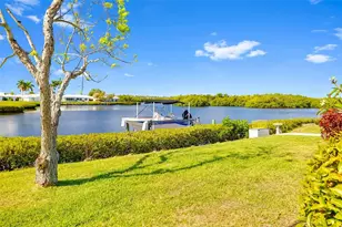 3910 Joyce Dr, Bradenton, FL 34208 - Photo 42