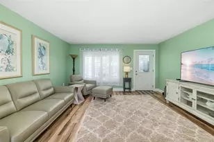 3910 Joyce Dr, Bradenton, FL 34208 - Photo 6