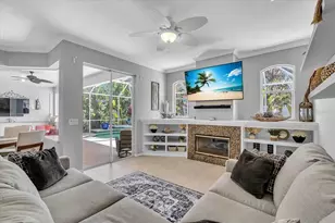 11835 Hollyhock Dr, Lakewood Ranch, FL 34202 - Photo 6