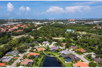 8615 Woodbriar Drive, Sarasota, FL 34238 - Photo 4