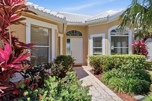 6820 Avenida Marbella, Sarasota, FL 34238 - Photo 4