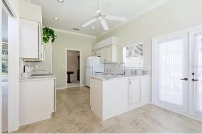 6820 Avenida Marbella, Sarasota, FL 34238 - Photo 16