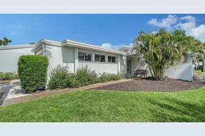 206 Hourglass Way #V10, Sarasota, FL 34242 - Photo 8