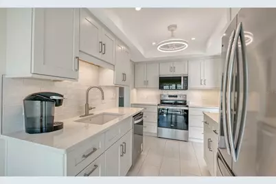 206 Hourglass Way #V10, Sarasota, FL 34242 - Photo 28