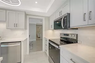 206 Hour Glass Way, Sarasota, FL 34242 - Photo 30