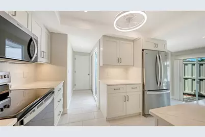 206 Hourglass Way #V10, Sarasota, FL 34242 - Photo 24