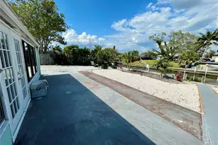 309 Bryn Mawr Island, Bradenton, FL 34207 - Photo 24