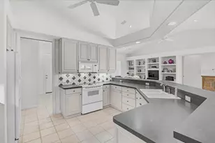 6418 Jackie Lynn Ct, Sarasota, FL 34241 - Photo 24
