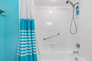 7310 9th Ave W, Bradenton, FL 34209 - Photo 14