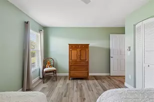 7310 9th Ave W, Bradenton, FL 34209 - Photo 12