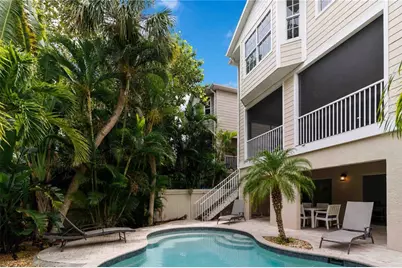 215 81st Street, Holmes Beach, FL 34217 - Photo 38