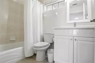 215 81st St, Holmes Beach, FL 34217 - Photo 32