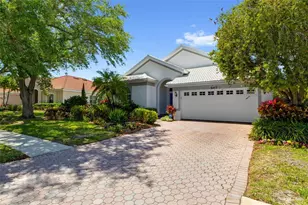 6413 Grand Point Ave, Bradenton, FL 34201 - Photo 2