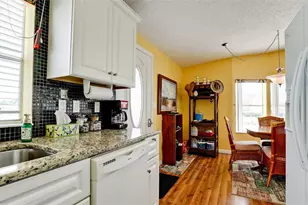 1 4th St, Bradenton, FL 34210 - Photo 12