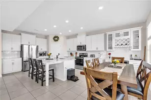 18015 Fattoria Ter, Lakewood Ranch, FL 34211 - Photo 8