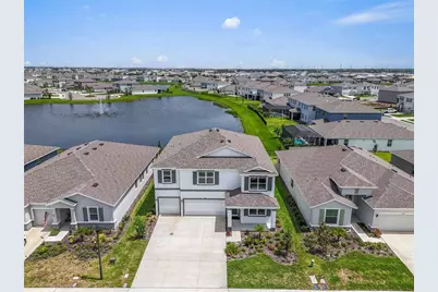 18015 Fattoria Terrace, Lakewood Ranch, FL 34211 - Photo 2