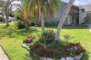 6508 Waterford Cir, Sarasota, FL 34238 - Photo 4