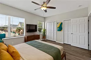 4330 Tyler Cir N, Saint Petersburg, FL 33709 - Photo 8