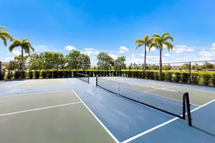 15706 Spice Key St, Sun City Center, FL 33573 - Photo 18