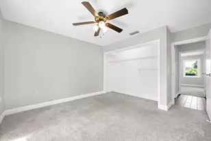 1821 Racimo Dr, Sarasota, FL 34240 - Photo 32