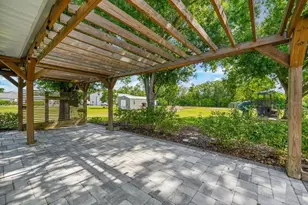 1821 Racimo Dr, Sarasota, FL 34240 - Photo 44