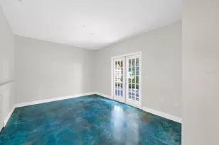 1821 Racimo Dr, Sarasota, FL 34240 - Photo 16