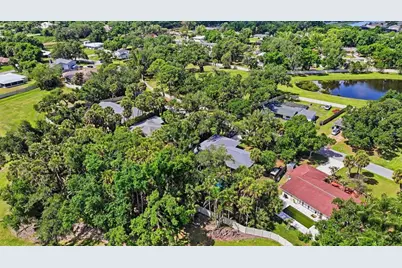 1929 Par Place, Sarasota, FL 34240 - Photo 36