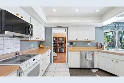 1929 Par Place, Sarasota, FL 34240 - Photo 18