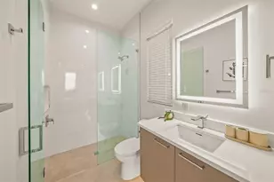 101 7th St S, Bradenton Beach, FL 34217 - Photo 26