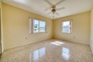 2632 Sunnyside St, Sarasota, FL 34239 - Photo 14