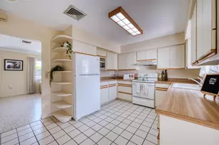 2632 Sunnyside St, Sarasota, FL 34239 - Photo 10