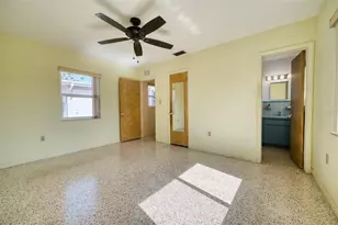 2632 Sunnyside St, Sarasota, FL 34239 - Photo 20