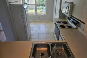4410 Fairways Blvd, Bradenton, FL 34209 - Photo 8