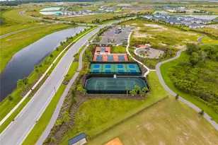 17485 Haysack Ter, Bradenton, FL 34211 - Photo 44