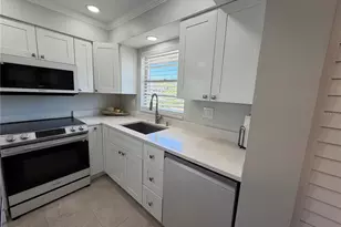 102 46th Ave Terrace W, Bradenton, FL 34207 - Photo 8
