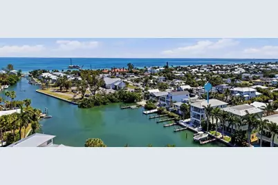418 Pine Avenue, Anna Maria, FL 34216 - Photo 4