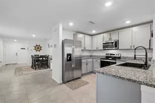 4222 Autumn Fog Ct, Palmetto, FL 34221 - Photo 8