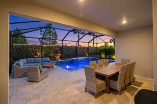 17526 Savory Mist Cir, Bradenton, FL 34211 - Photo 2