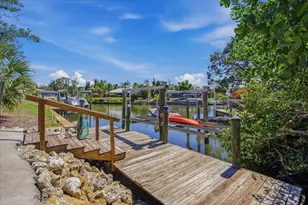 1231 Bayshore Dr, Englewood, FL 34223 - Photo 1