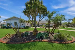 1231 Bayshore Dr, Englewood, FL 34223 - Photo 48