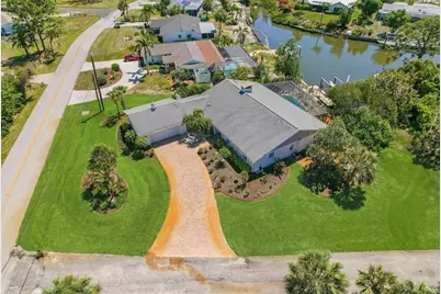 1231 Bayshore Drive, Englewood, FL 34223 - Photo 54