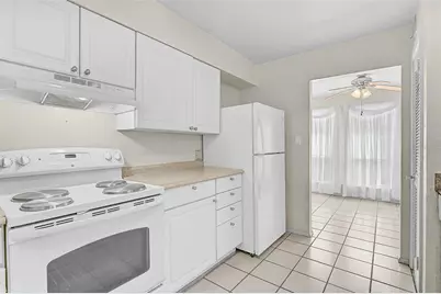 4388 Rayfield Drive #4388, Sarasota, FL 34243 - Photo 12