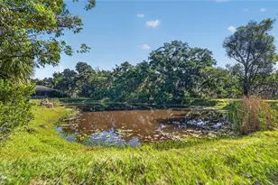 3711 Hidden River Rd, Sarasota, FL 34240 - Photo 4