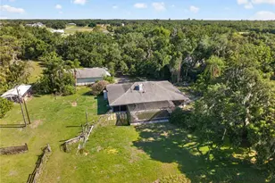 3711 Hidden River Rd, Sarasota, FL 34240 - Photo 18