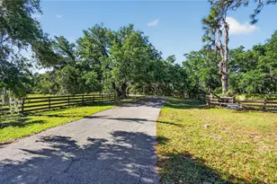 3711 Hidden River Rd, Sarasota, FL 34240 - Photo 8
