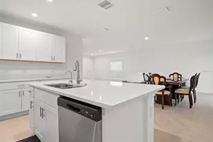 6305 Springmont Loop, Palmetto, FL 34221 - Photo 4