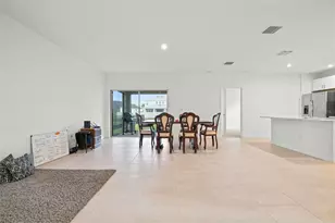 6305 Springmont Loop, Palmetto, FL 34221 - Photo 10