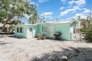 5026 Calle Minorga, Sarasota, FL 34242 - Photo 24
