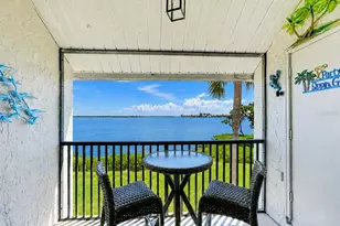 1801 Gulf Dr N, Bradenton Beach, FL 34217 - Photo 4