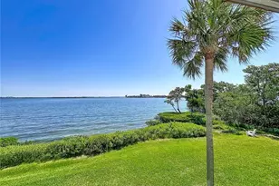 1801 Gulf Dr N, Bradenton Beach, FL 34217 - Photo 10